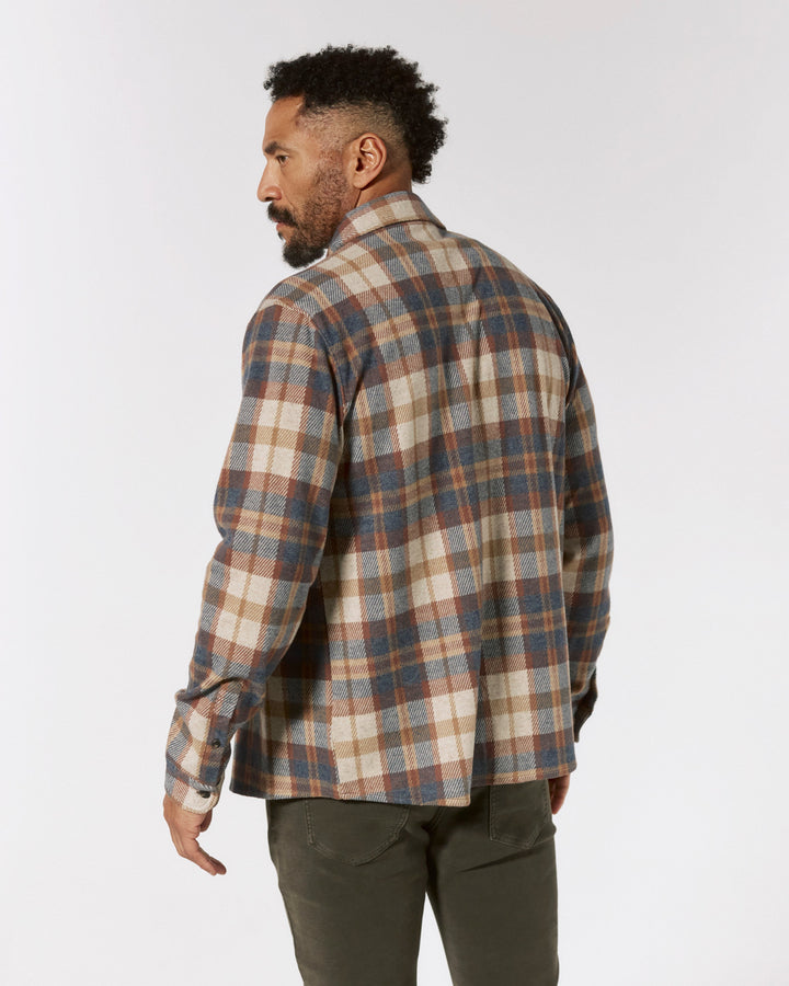GENERATION LONG SLEEVE SHIRT LONG SLEEVE BUTTON UP - TAN