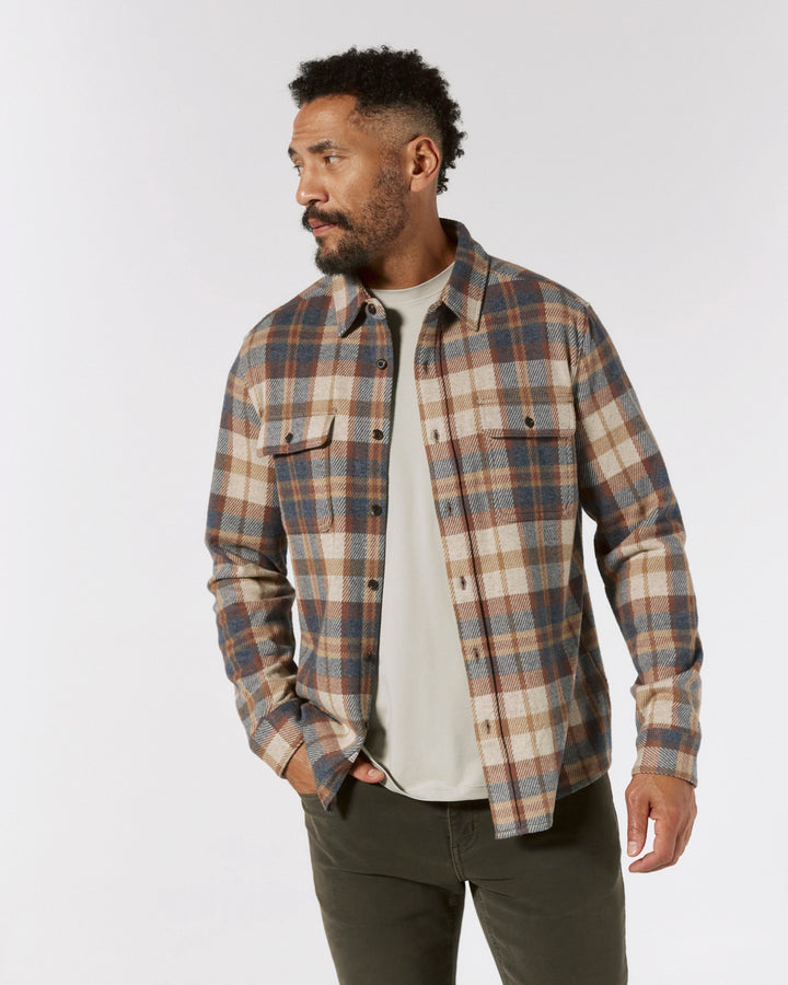 GENERATION LONG SLEEVE SHIRT LONG SLEEVE BUTTON UP - TAN